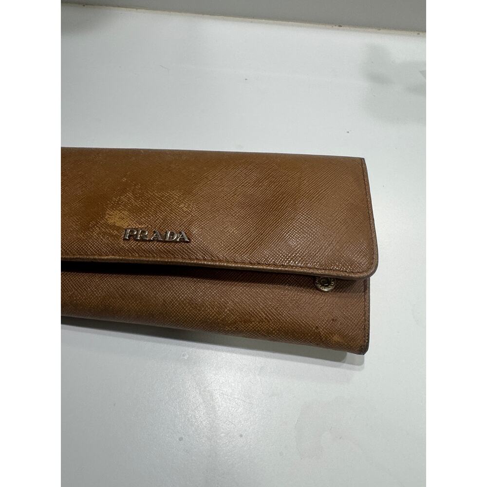 Prada Brown Leather wallet - Picture 8 of 11